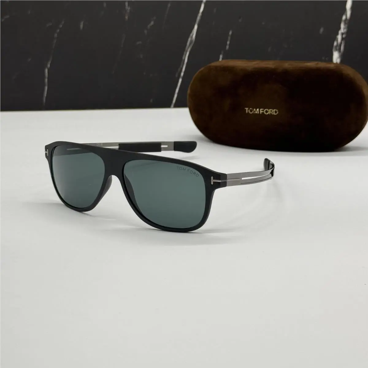 Tom Ford Todd TF880 02V Black/gray Unisex Aviator Sunglasses Tom Ford FT0880