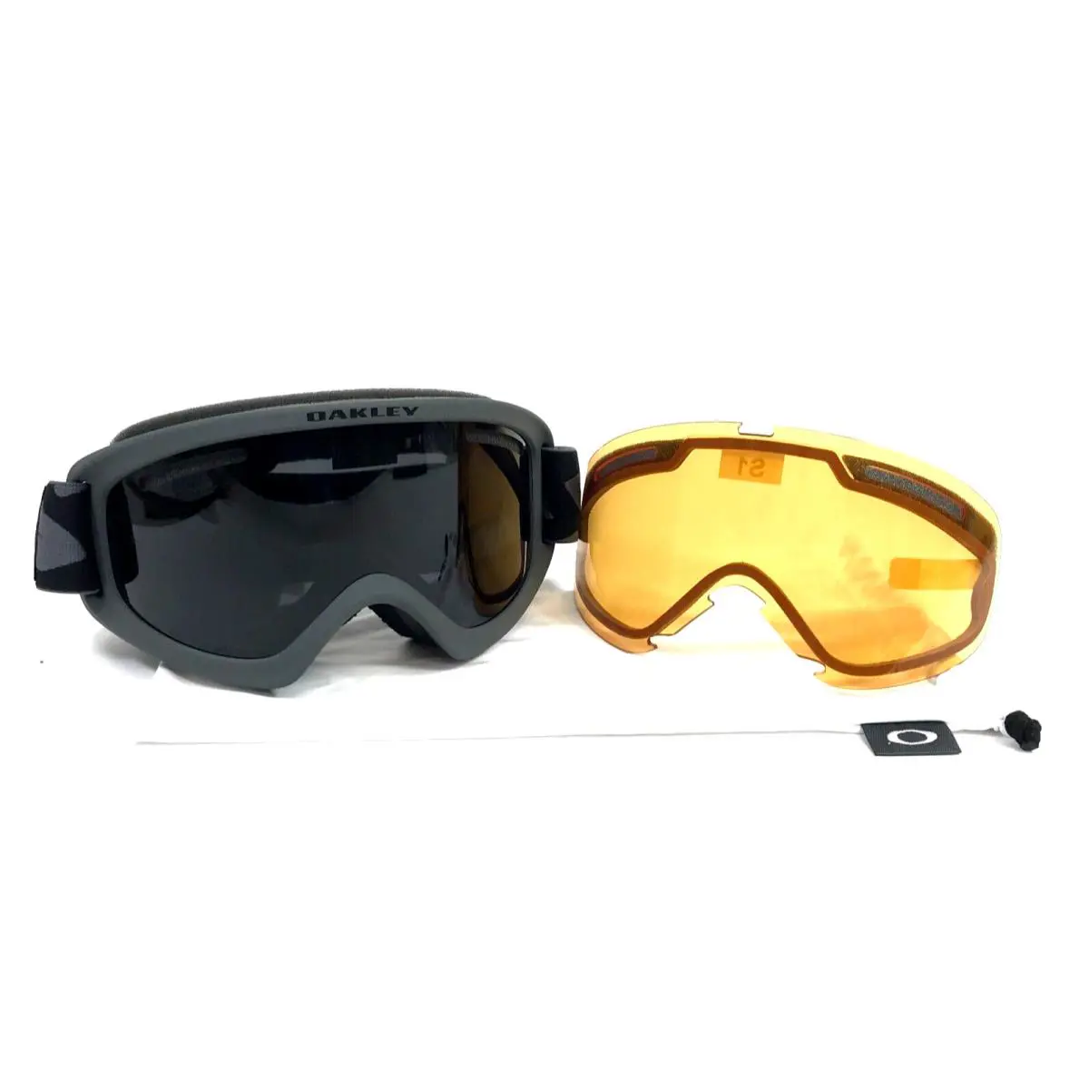 w Grenache Camo Grey Persimmon by Oakley