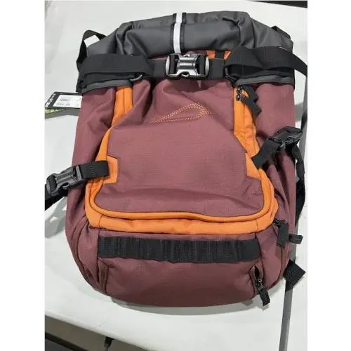 Burgandy Orange - Oakley Zaino Oakley Peak RC 25L Rosso Scuro Arancione Nero