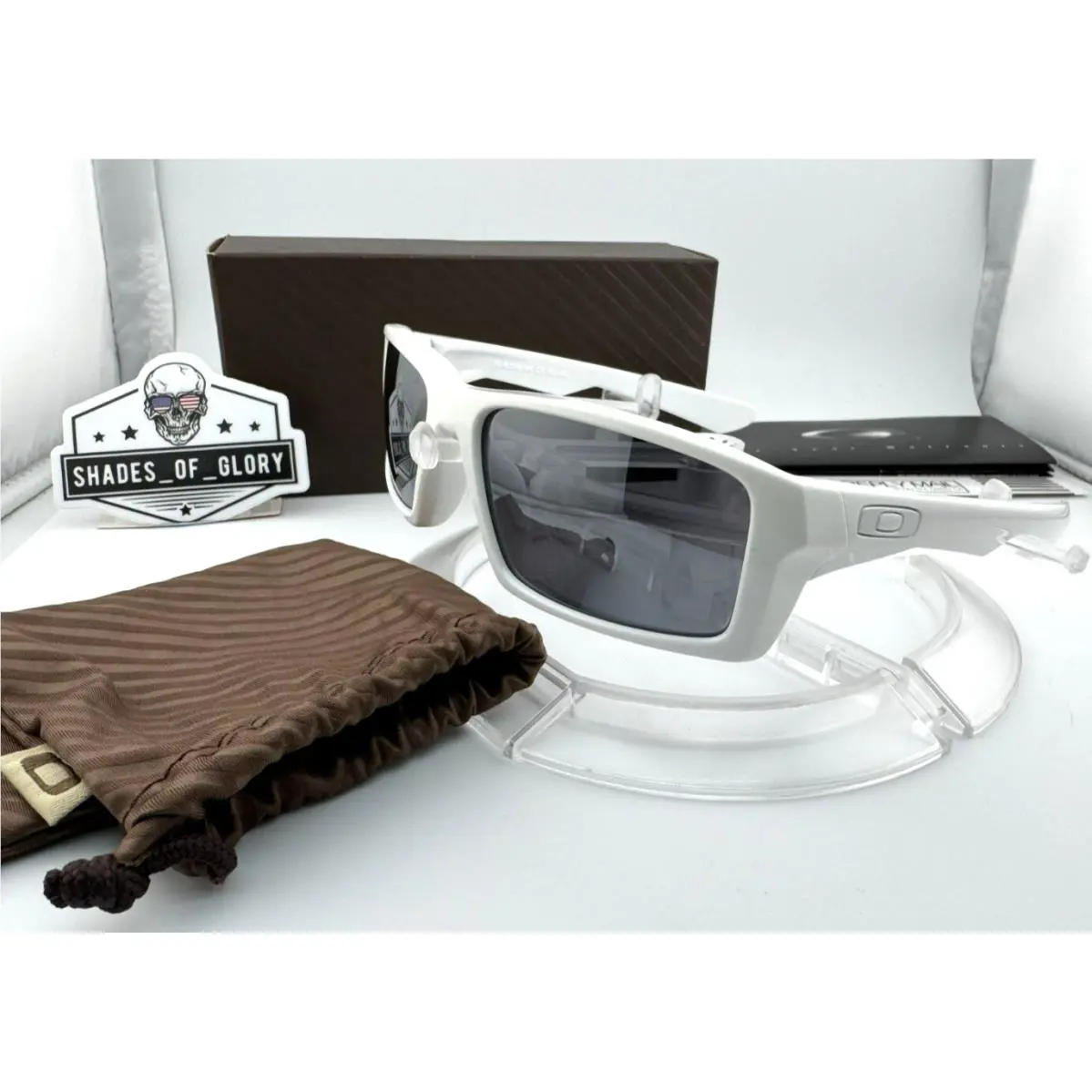 Twitch Polished White Black Iridium Sunglasses 03-567 Vintage by Oakley