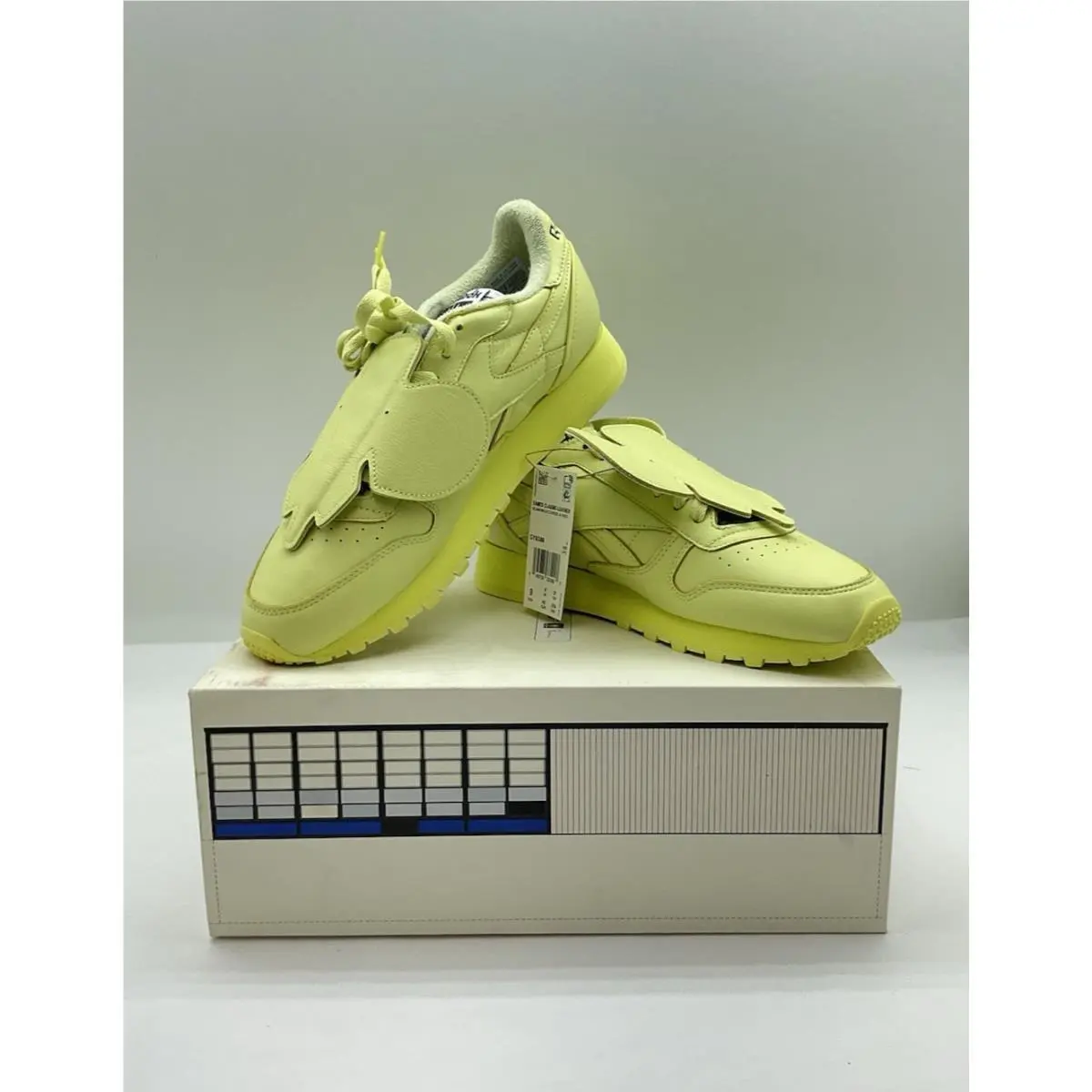 Reebok Eames Classic Leather Sneaker Cool Aloe Men`s Size 9