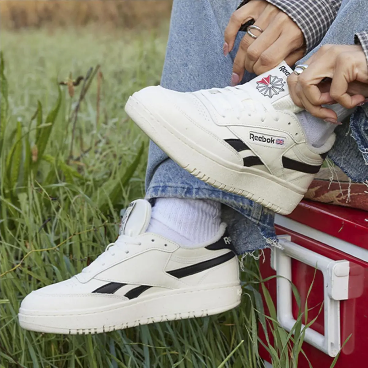 Reebok shoes - LSQ97 - LSQ97 - White/Feel Good Blue/Chalk (UPC: 196464125653) 0