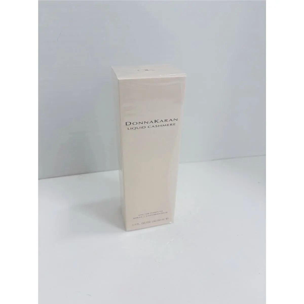 Donna Karan Liquid Cashmere 1.7oz/50ml Eau De Parfum Spray