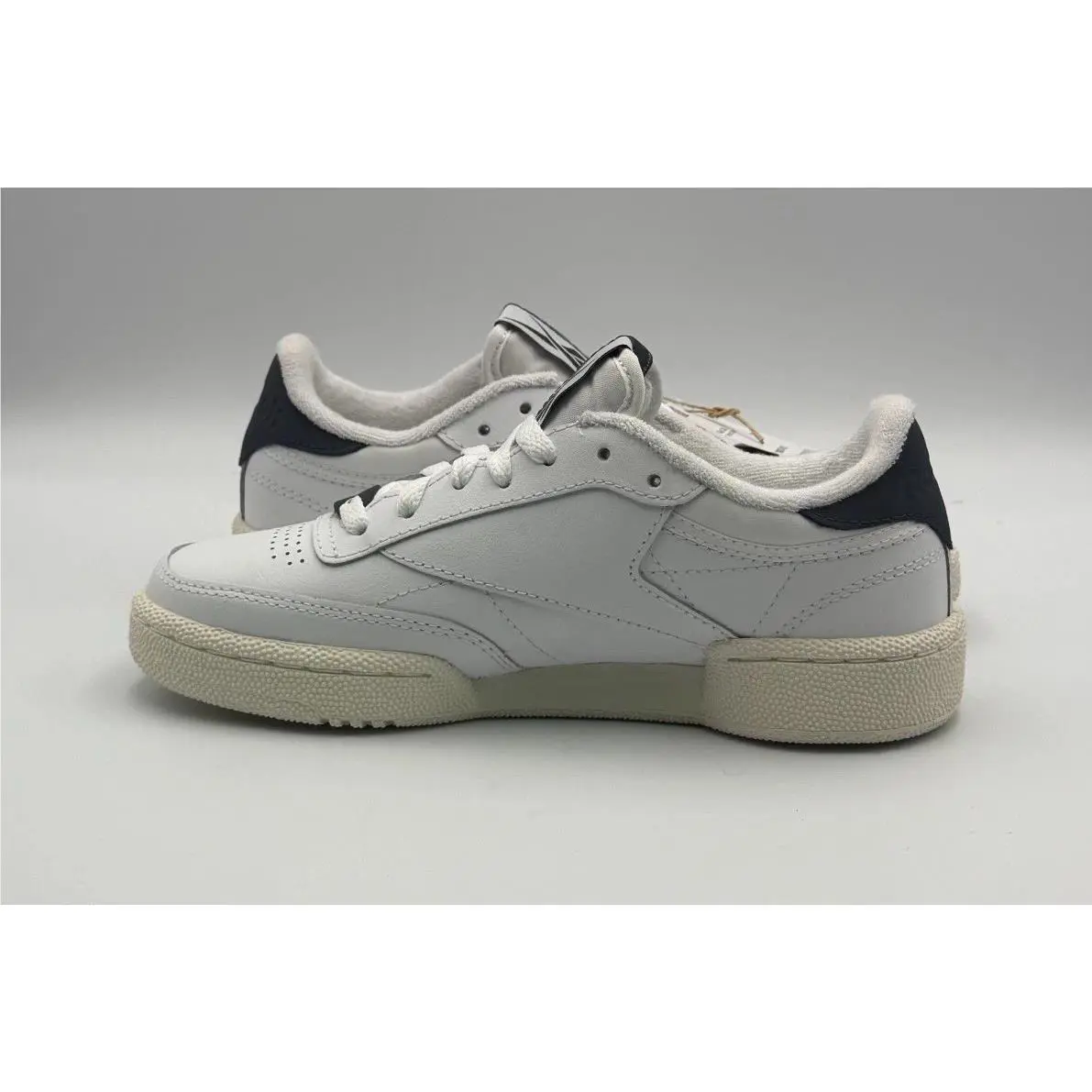 Reebok shoes - Reebok Club C 85 - Club - 100074163 - White (UPC: 197225086633) 3