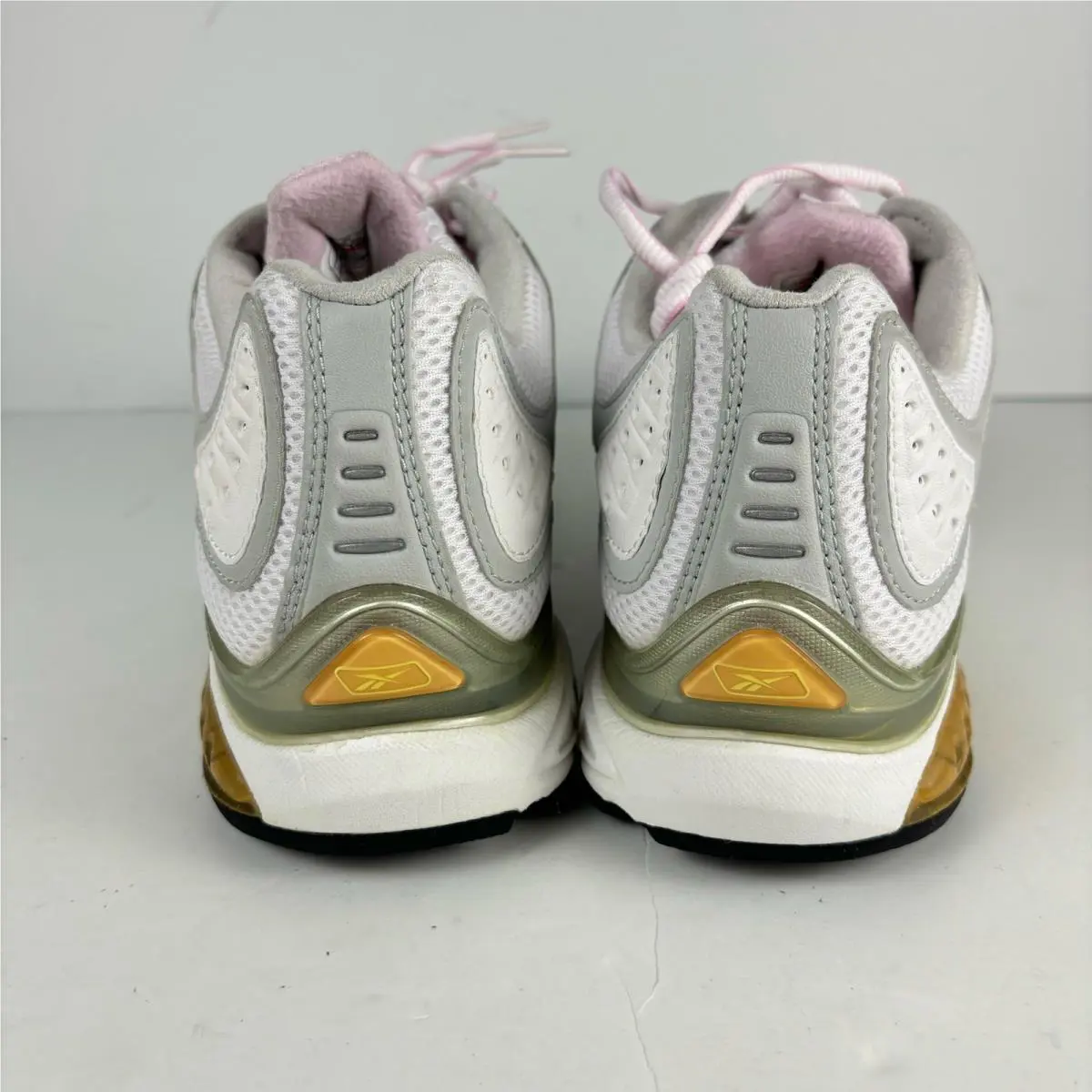 Reebok shoes - White 4