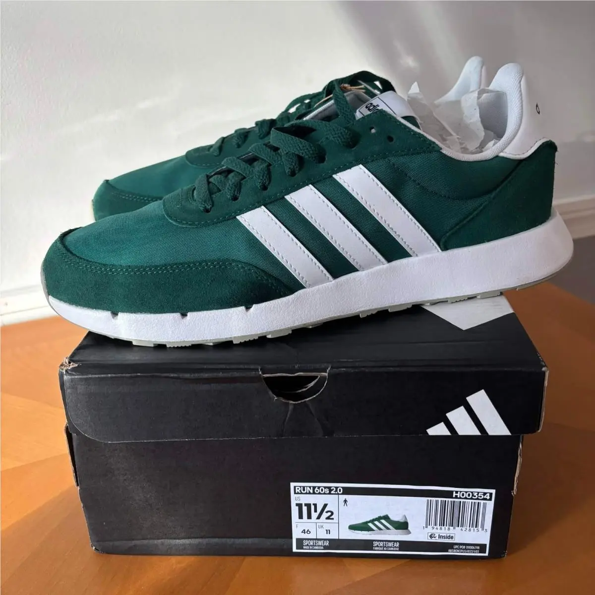 Adidas Run 60s 2.0 Men`s Size 11 1/2 11.5 Green White Sneakers Shoes