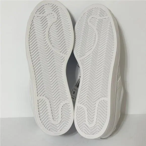 Adidas shoes - White 9