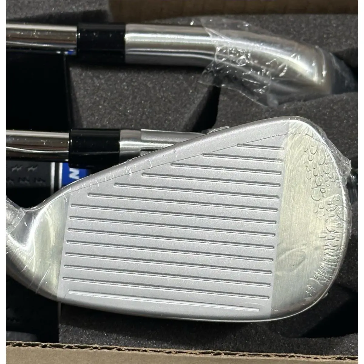 TaylorMade  - Qi HL - Chrome, Lie Angle: Black 0