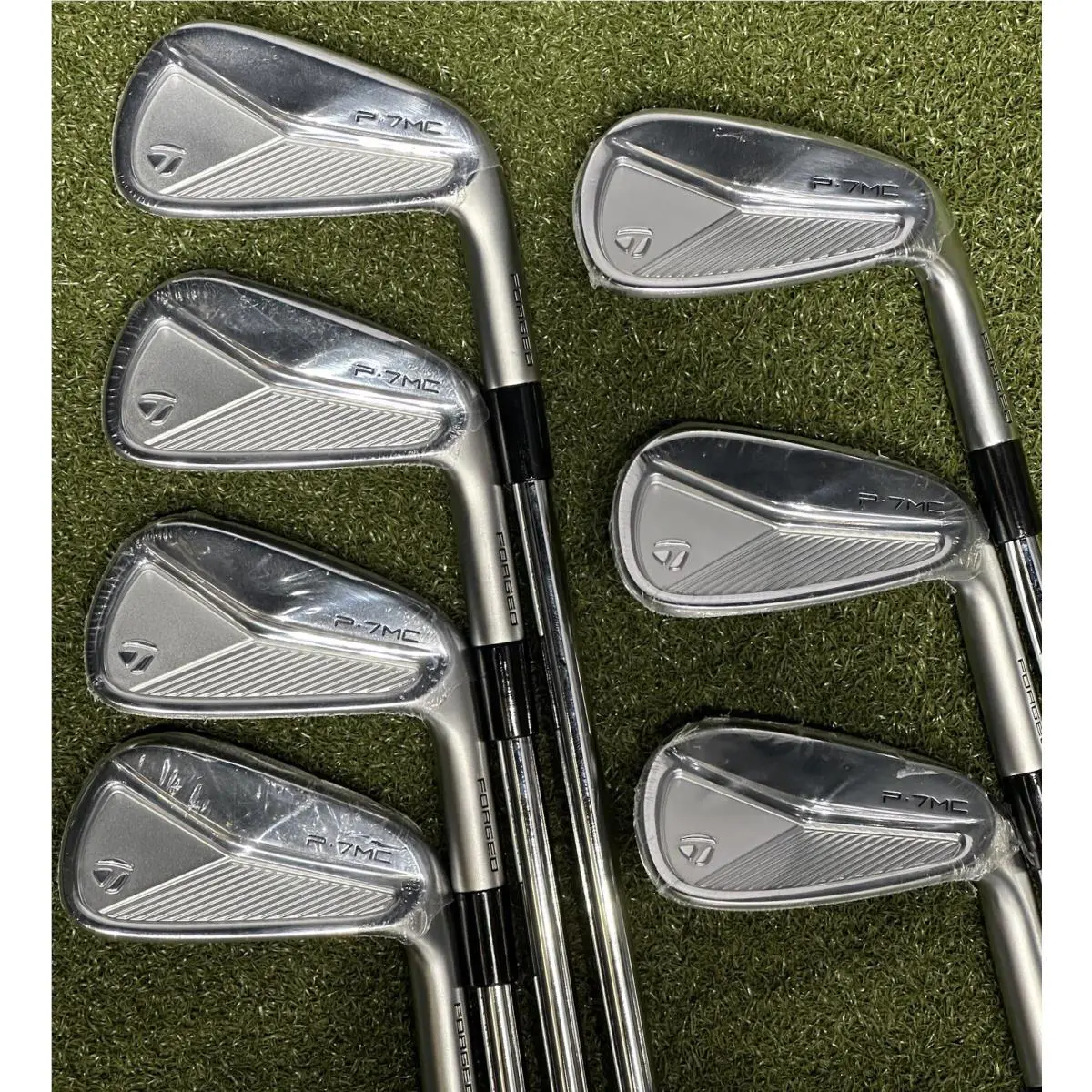 TaylorMade  - P7MC - Chrome, Lie Angle: Black 1