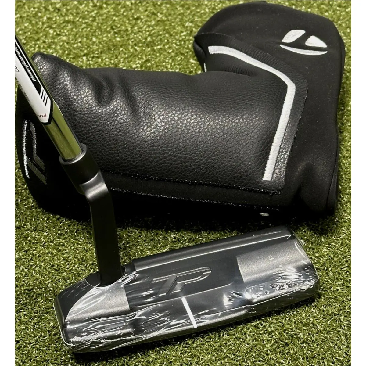 Taylormade TP Black Collection Juno Blade Putter Right Hand 35 w/ Headcover