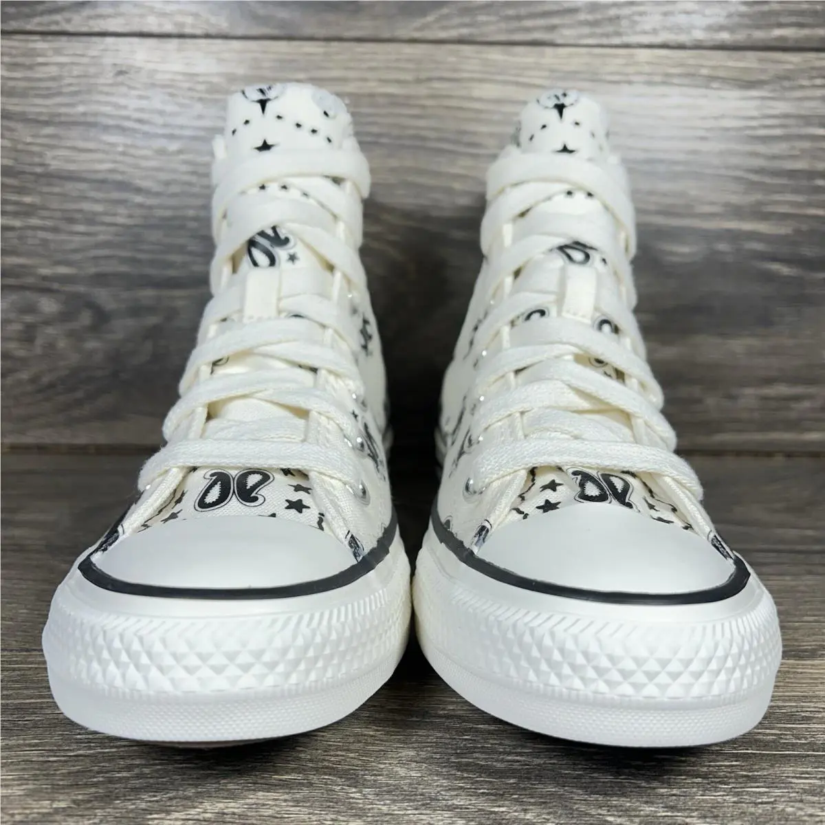 Converse shoes - Converse Chuck Taylor - Chuck Taylor - White 1