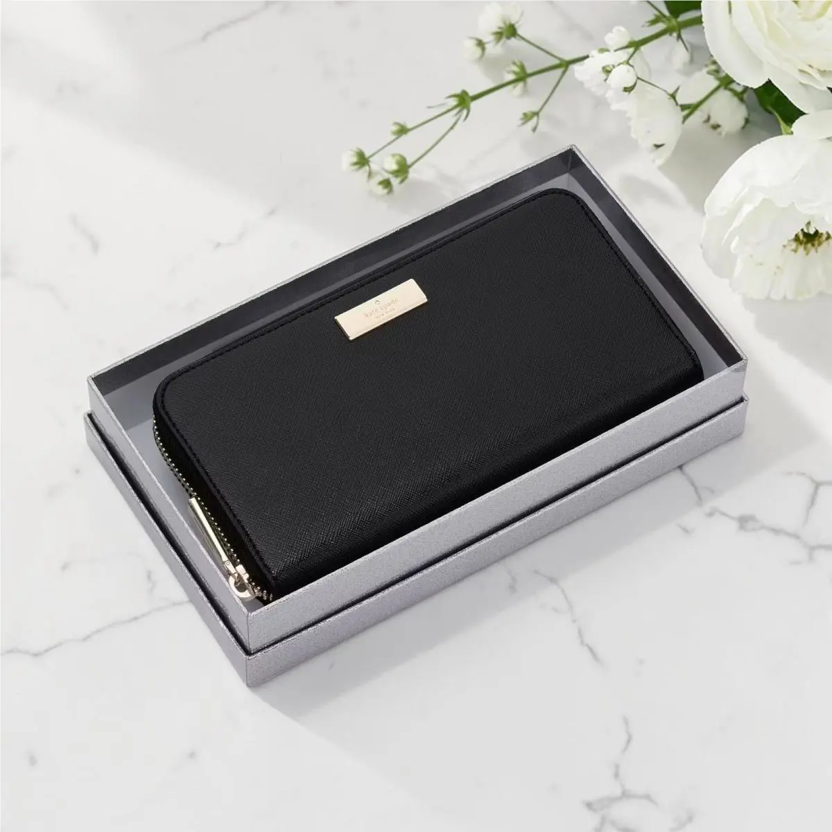 Kate Spade Kenzie Boxed Large Continental Wallet in Black KK041