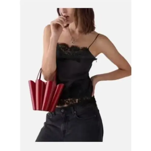 Kate Spade The Patent Spade Flower Bucket Bag - KN302