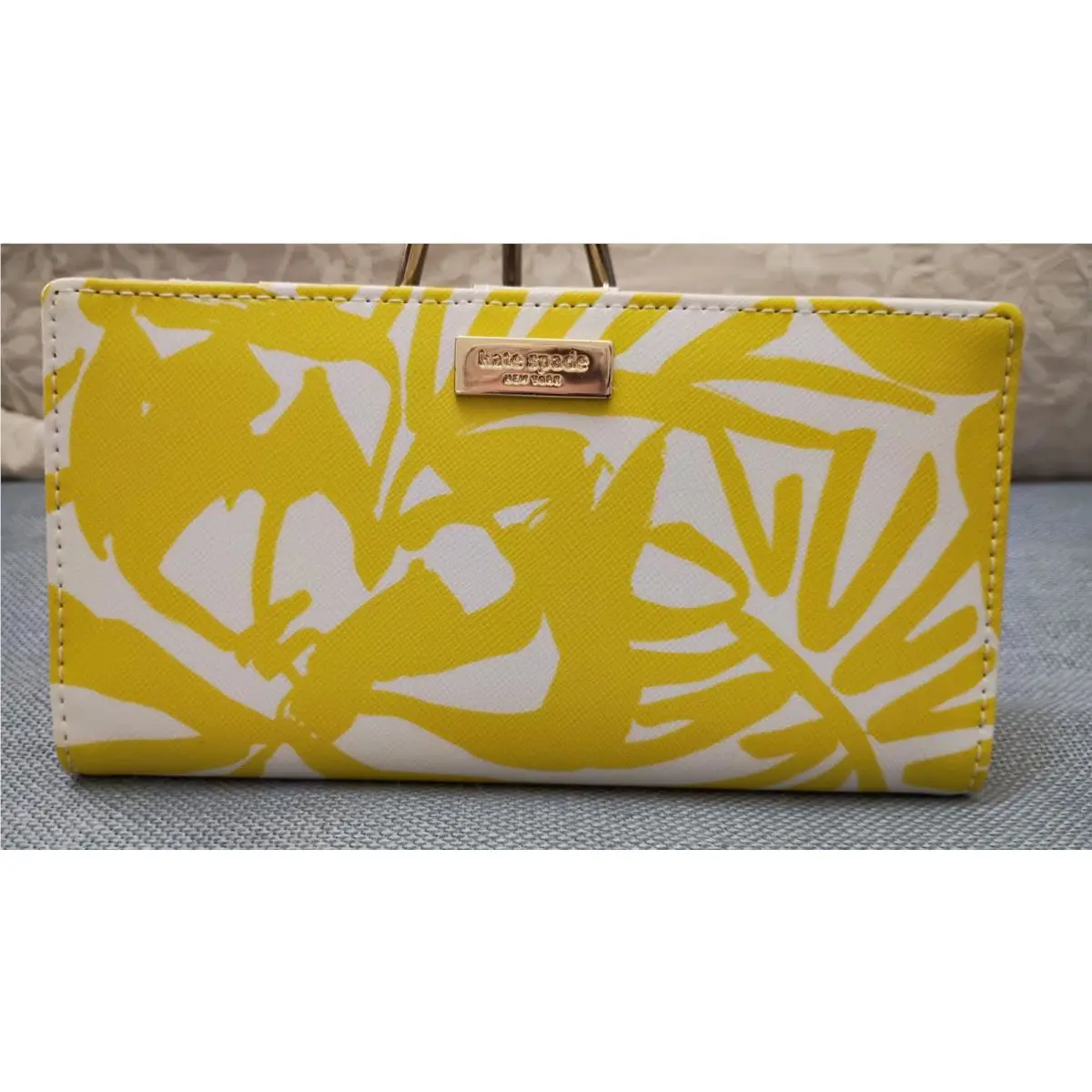 New Kate Spade New York Stacy Snap Wallet Neon Yellow Palm WLRU2123