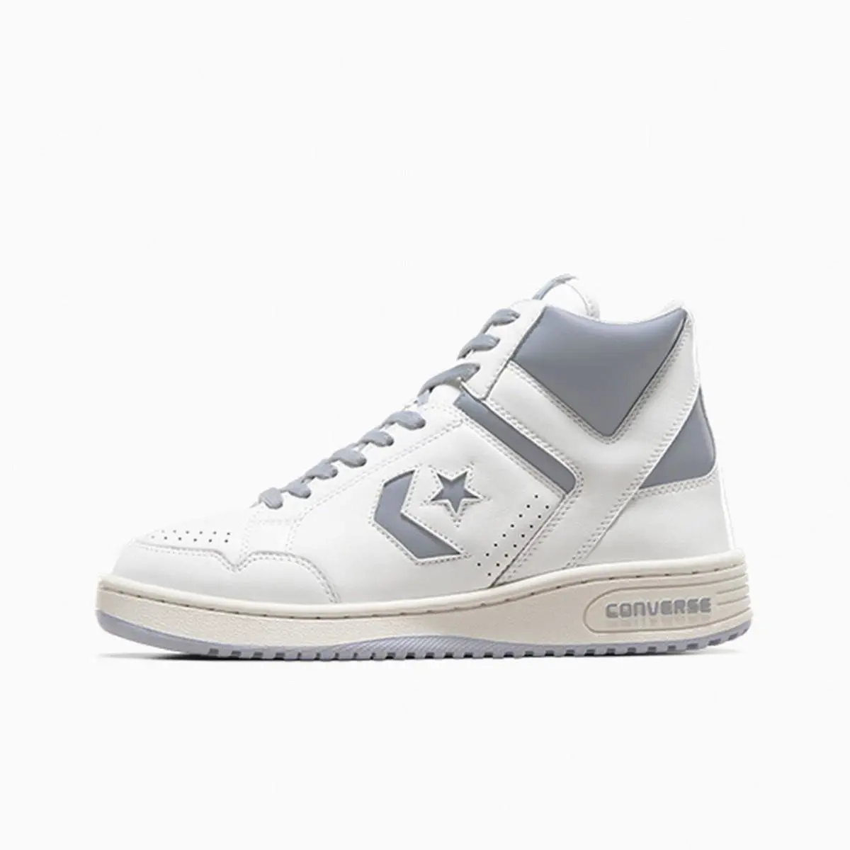 Converse shoes - White 1