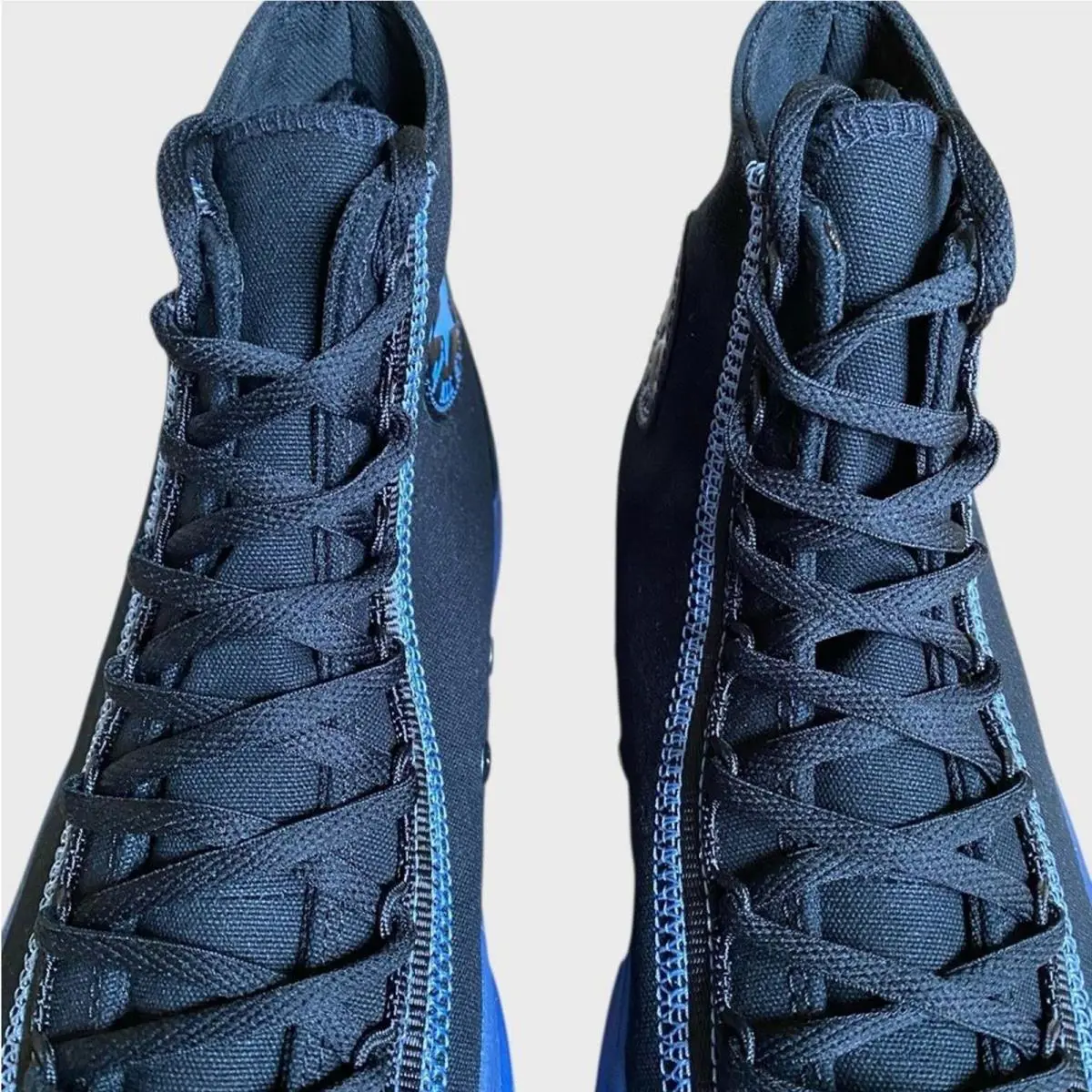 Converse shoes - Blue 4