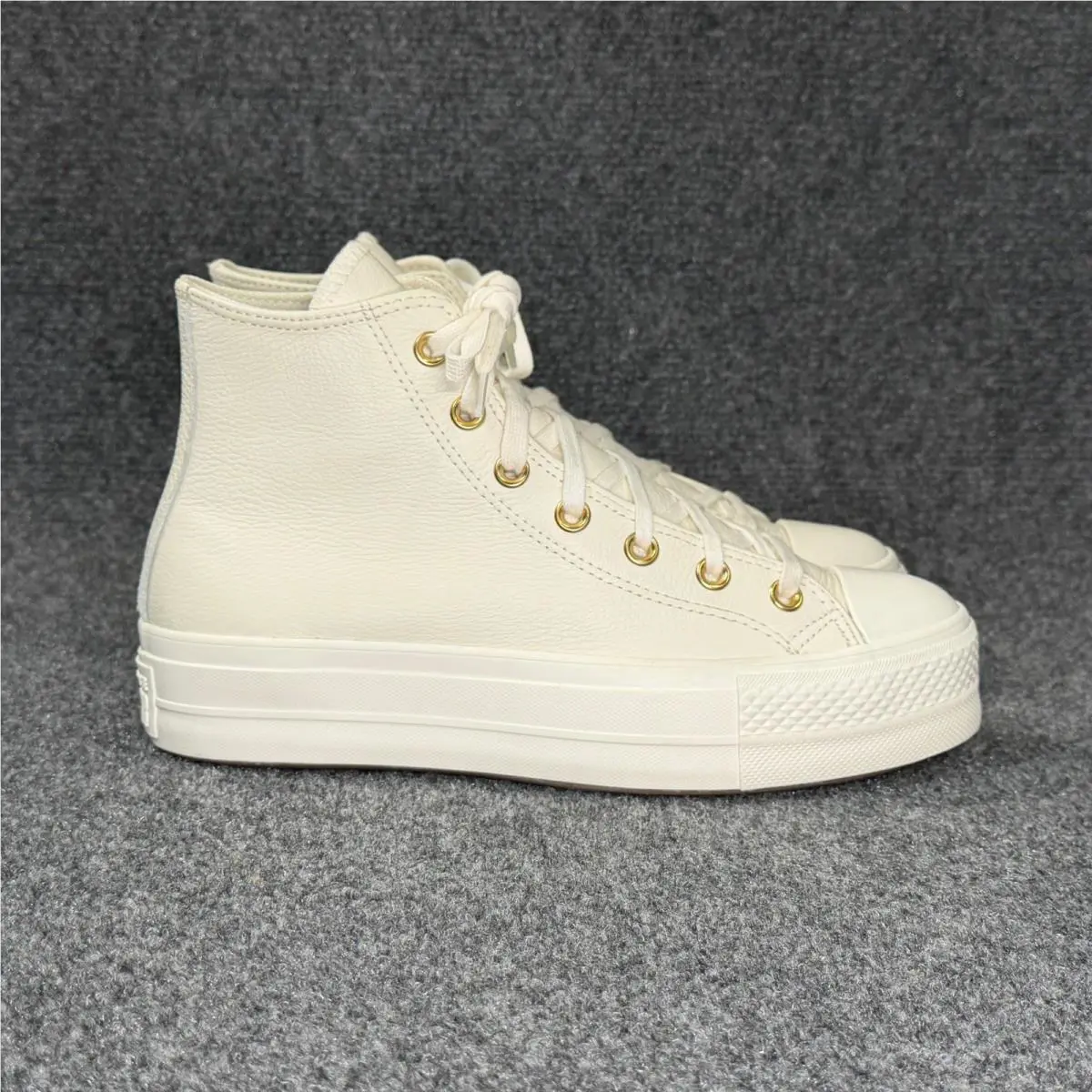Converse Chuck Taylor All Star Lift Platform High Sneakers Women 8 White Leather