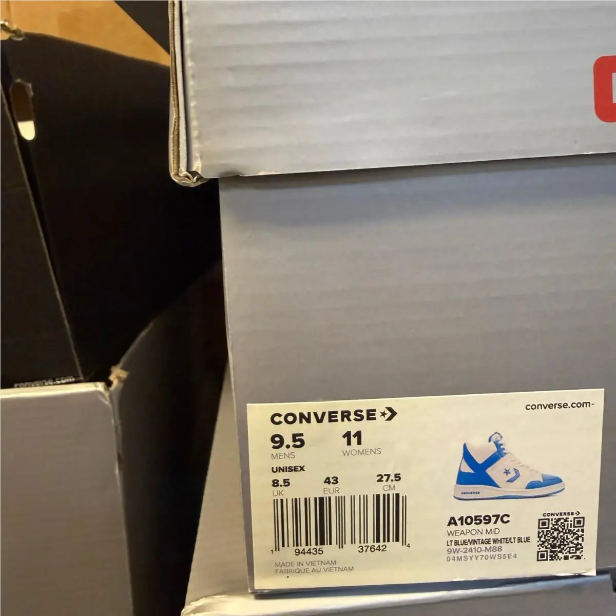 Converse shoes - White 4