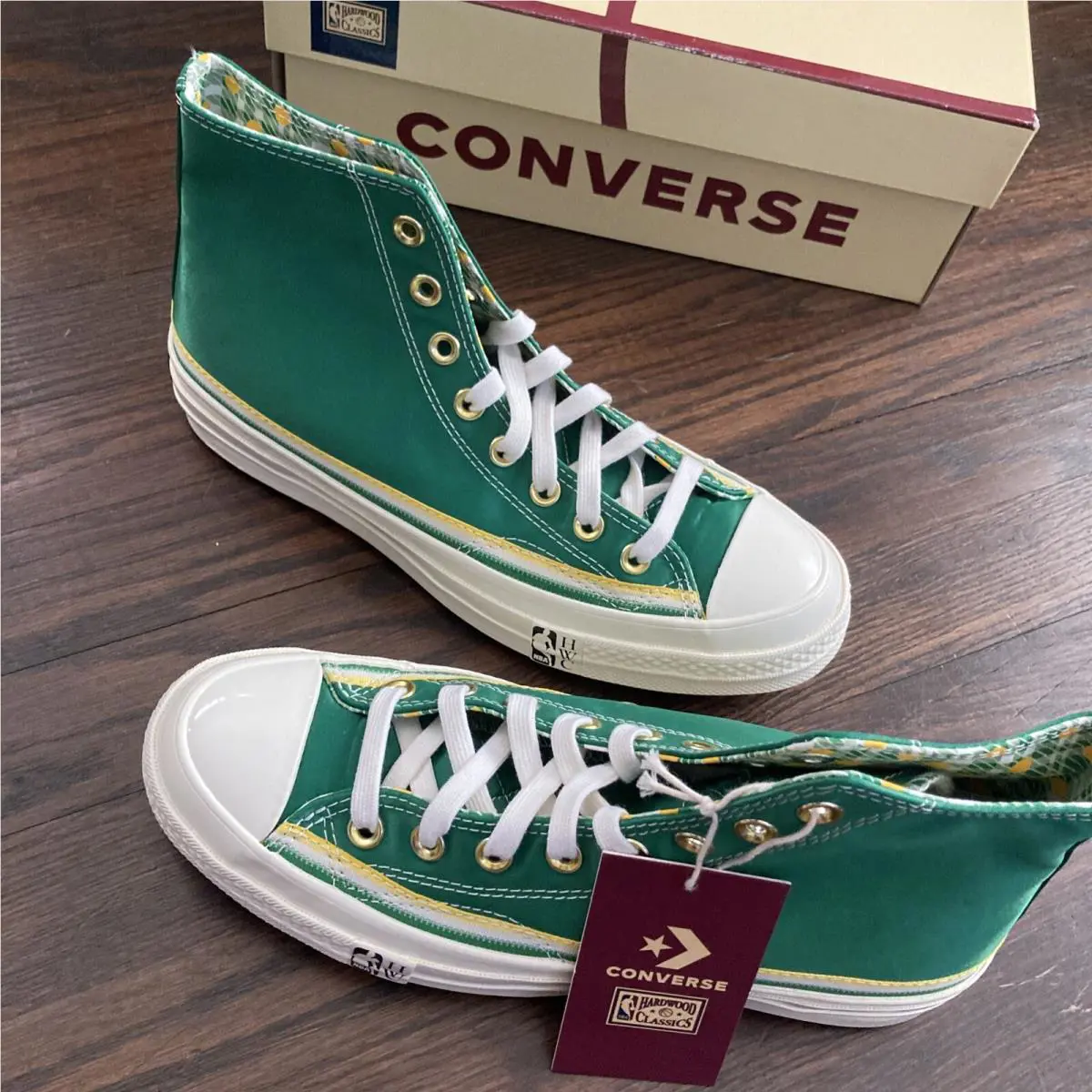 Converse shoes - Green 1