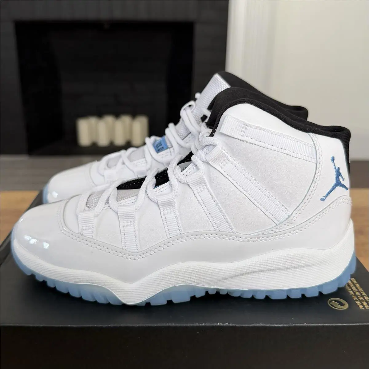 Columbia shoes - Air Jordan 11 - Air Jordan - Blue 0