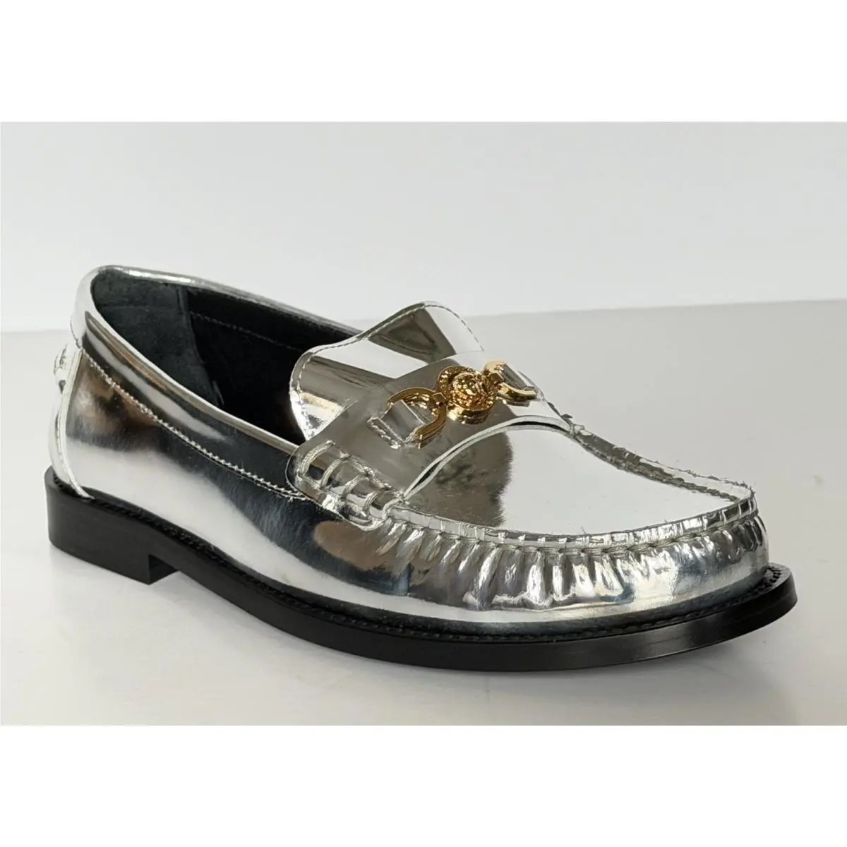 Versace Women’s Gold Medusa Silver Leather Loafers 8.5 US 38.5 1012123 IT