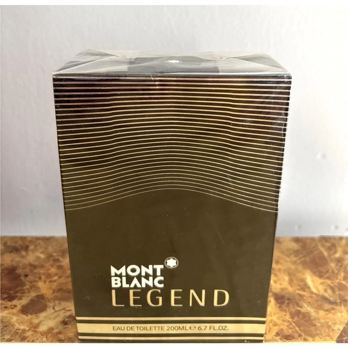2017 Montblanc Legend by Mont Blanc 6.7 / 6.8 oz / 200 ml Edt Spray Men