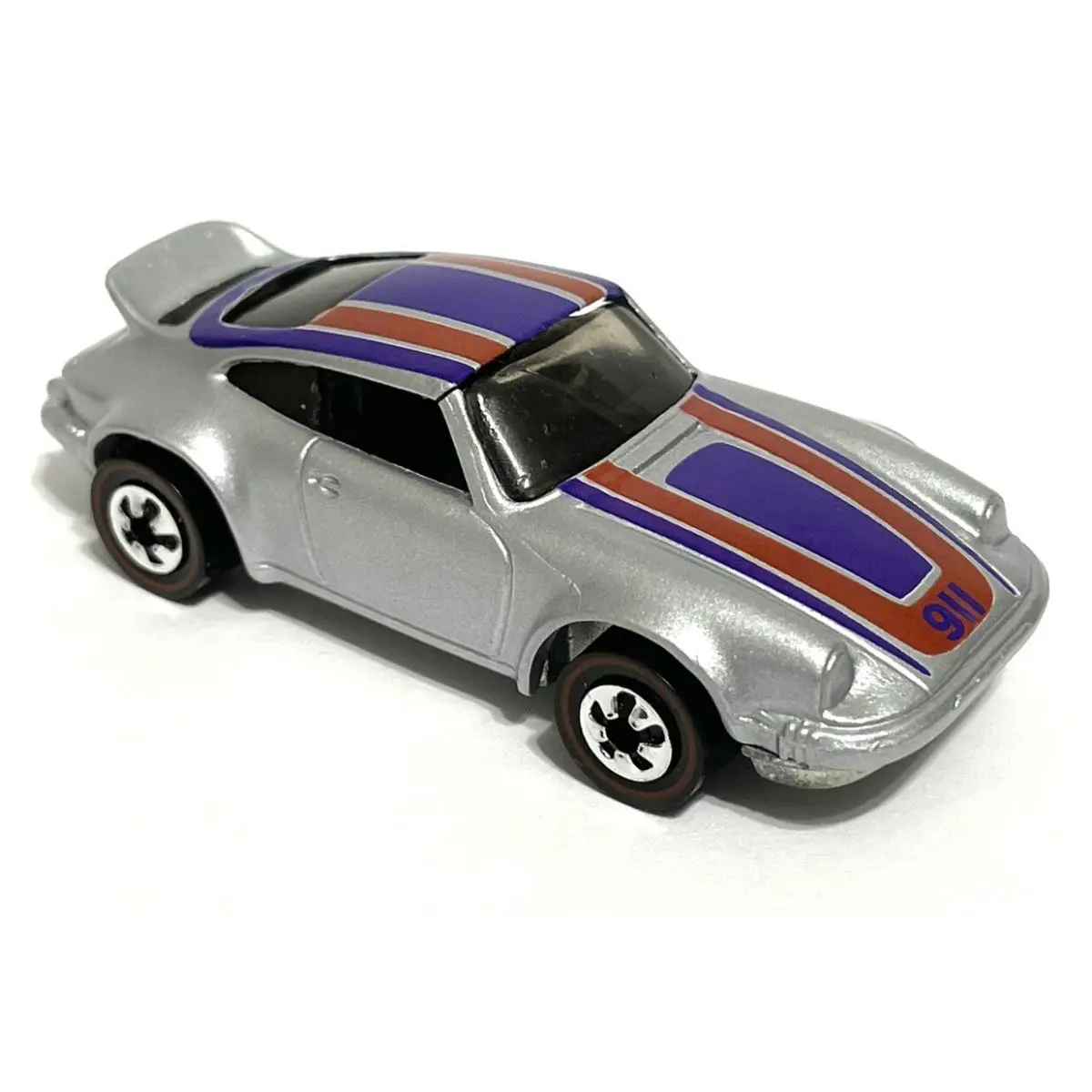 Hot Wheels “custom” 1974 Porsche Carrera P-911 Race Silver Mint
