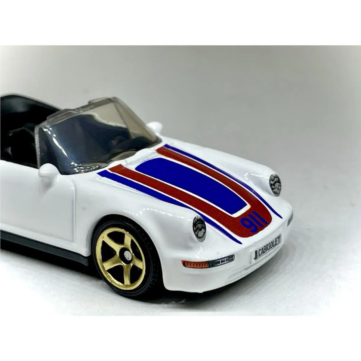 Hot Wheels Porsche 911 Turbo Cabriolet Custom Made with Gold 5 Star Mags