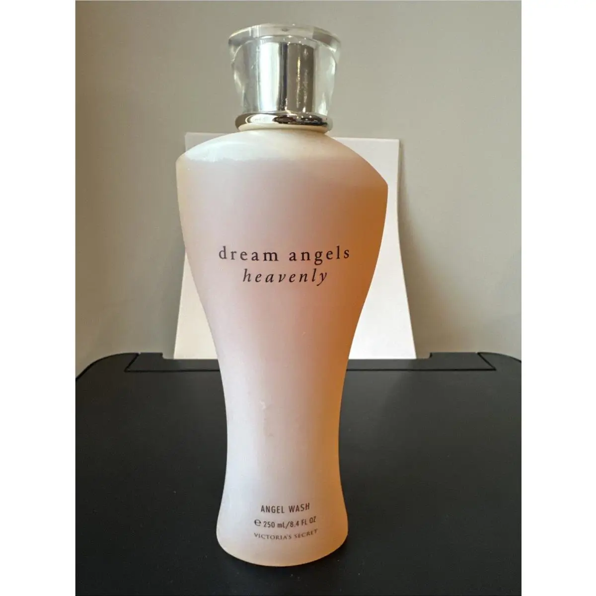 Victoria`s Secret Dream Angels Heavenly Angel Wash 8.4 OZ - 250 ML by Victoria's Secret