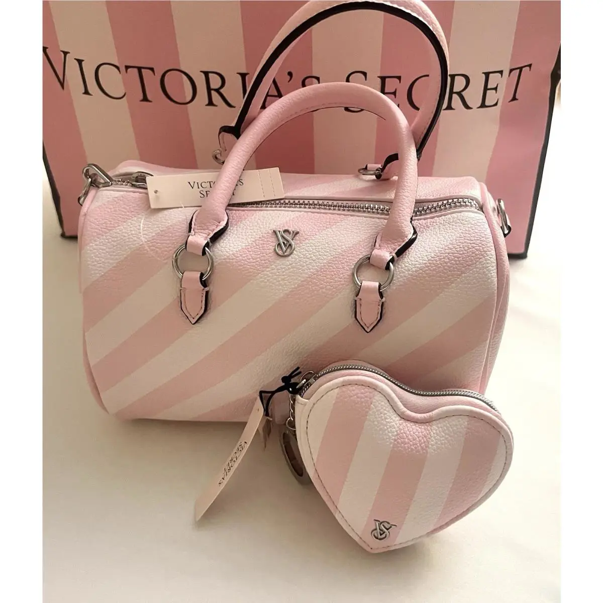 Victoria`s Secret Pink Mini Duffle Crossbody Bag Heartpouch Keychain Set