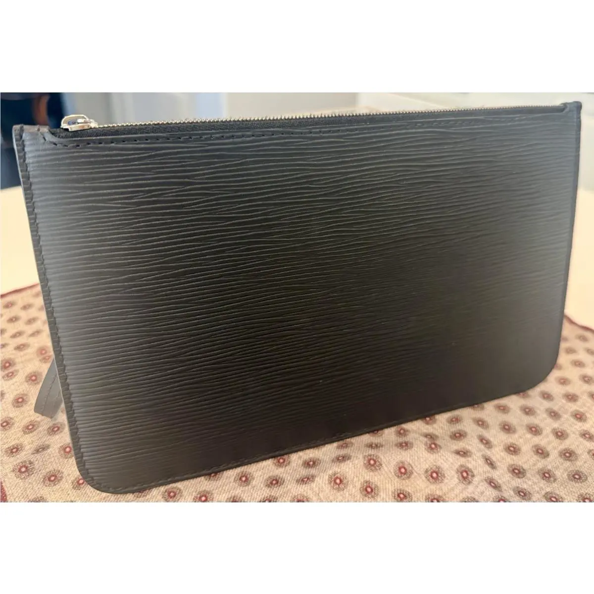 Louis Vuitton Epi Neverfull Black Leather Clutch Tags Rare