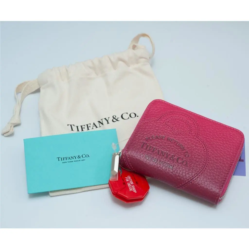 Tiffany Co. Please Return To Tiffany Ombre Pink Leather Wallet