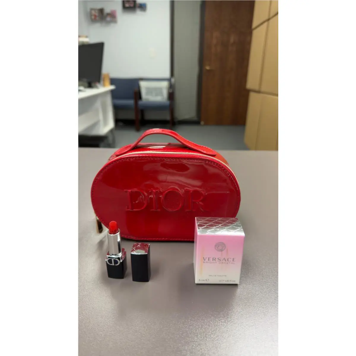 Dior Gift Set – Parfum Lip Maximizer Gloss Diorshow Mascara Primer and Pouch