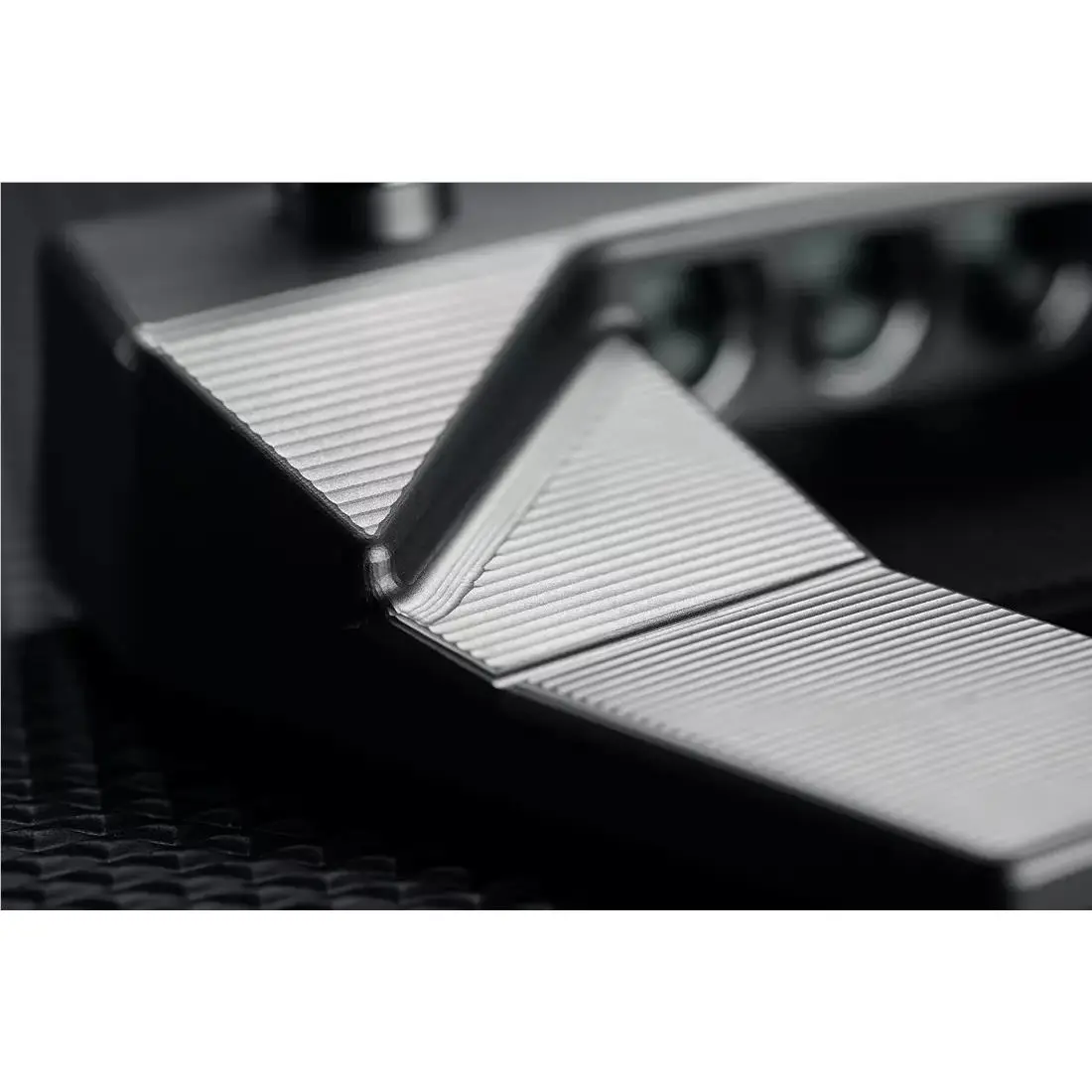 Scott  - Scotty Cameron 2024 Phantom - Cameron Phantom - Silver, Lie Angle: Black 6