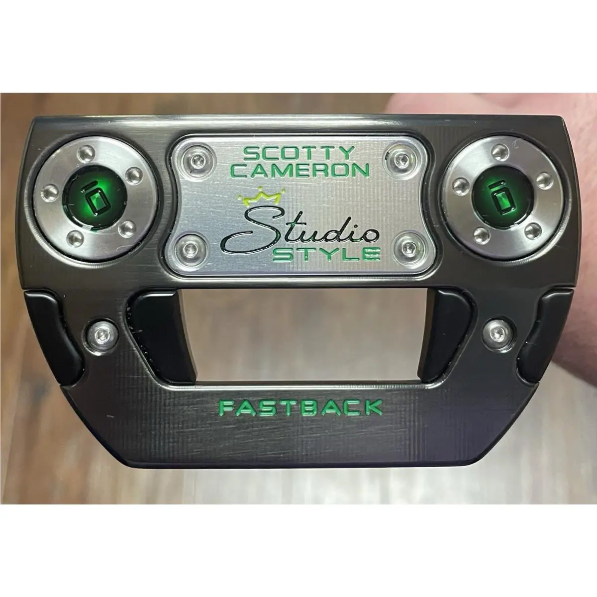 Scott  - Studio Style Fastback - 2025 - SCS - Xtreme Dark Finish - DLC - Green, Lie Angle: Black 2