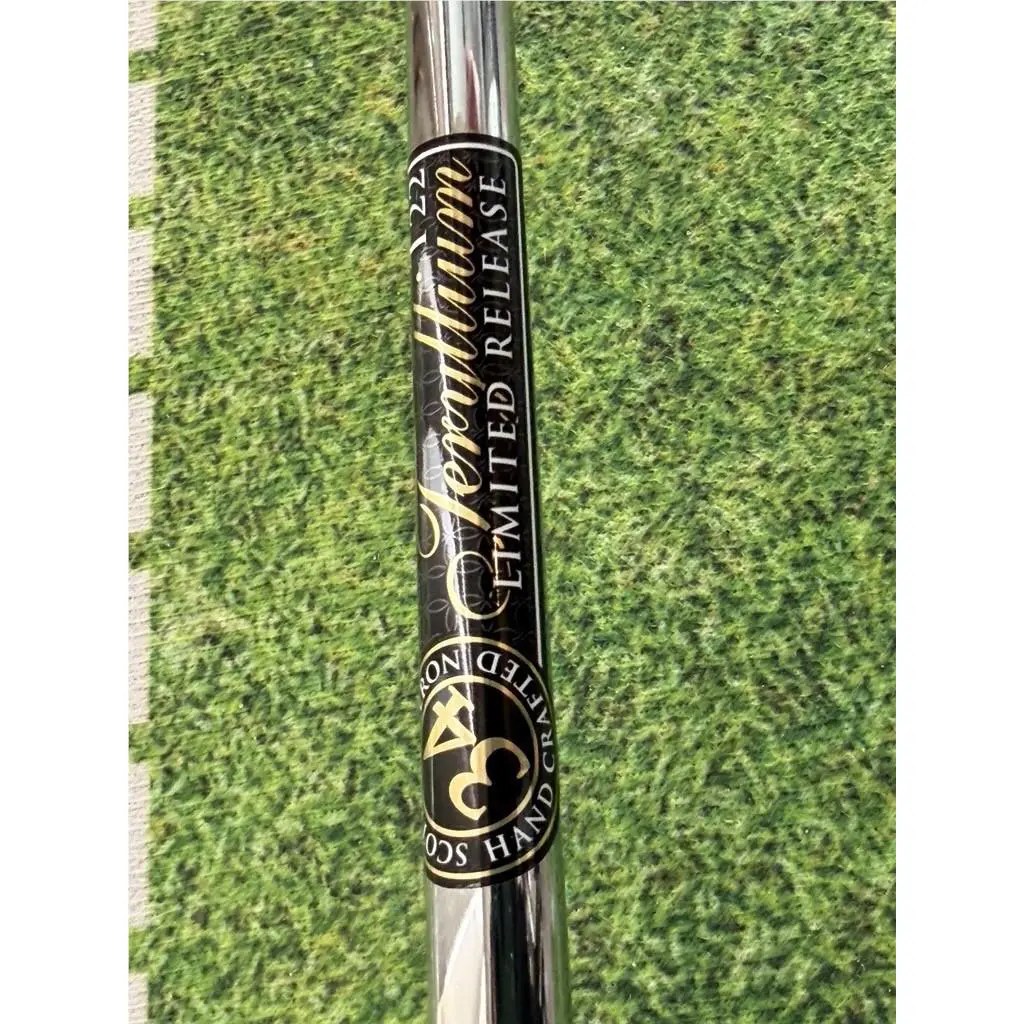 Scott  - Newport - Newport - Black, Lie Angle: Black 4