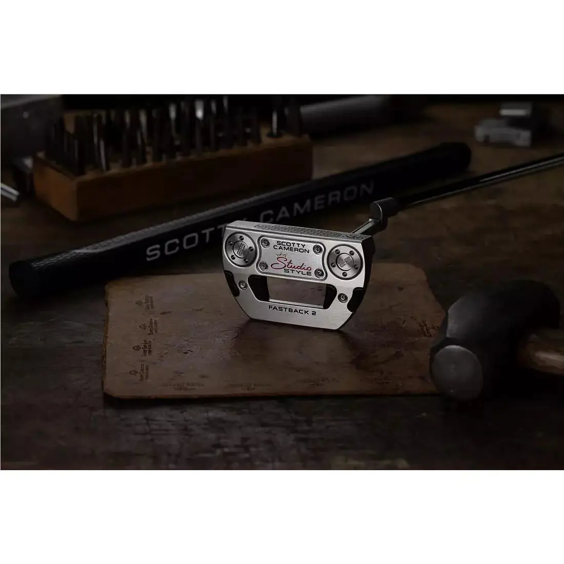 Scott  - Scotty Cameron 2026 Studio Style Fastback 2 Long Design Putter - Silver, Lie Angle: Black 9