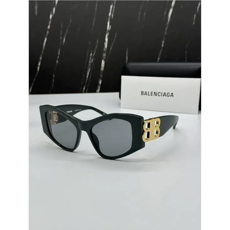 Balenciaga BB0287S 005 Green Cat Eye Women Sunglasses Balenciaga Eyewear