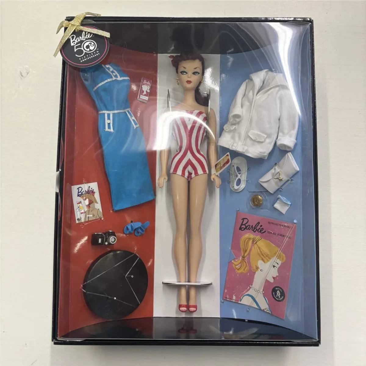 2009 Red White Beautiful Gift Set - 50TH Anniversary W/ Repro 1 - Nrfb