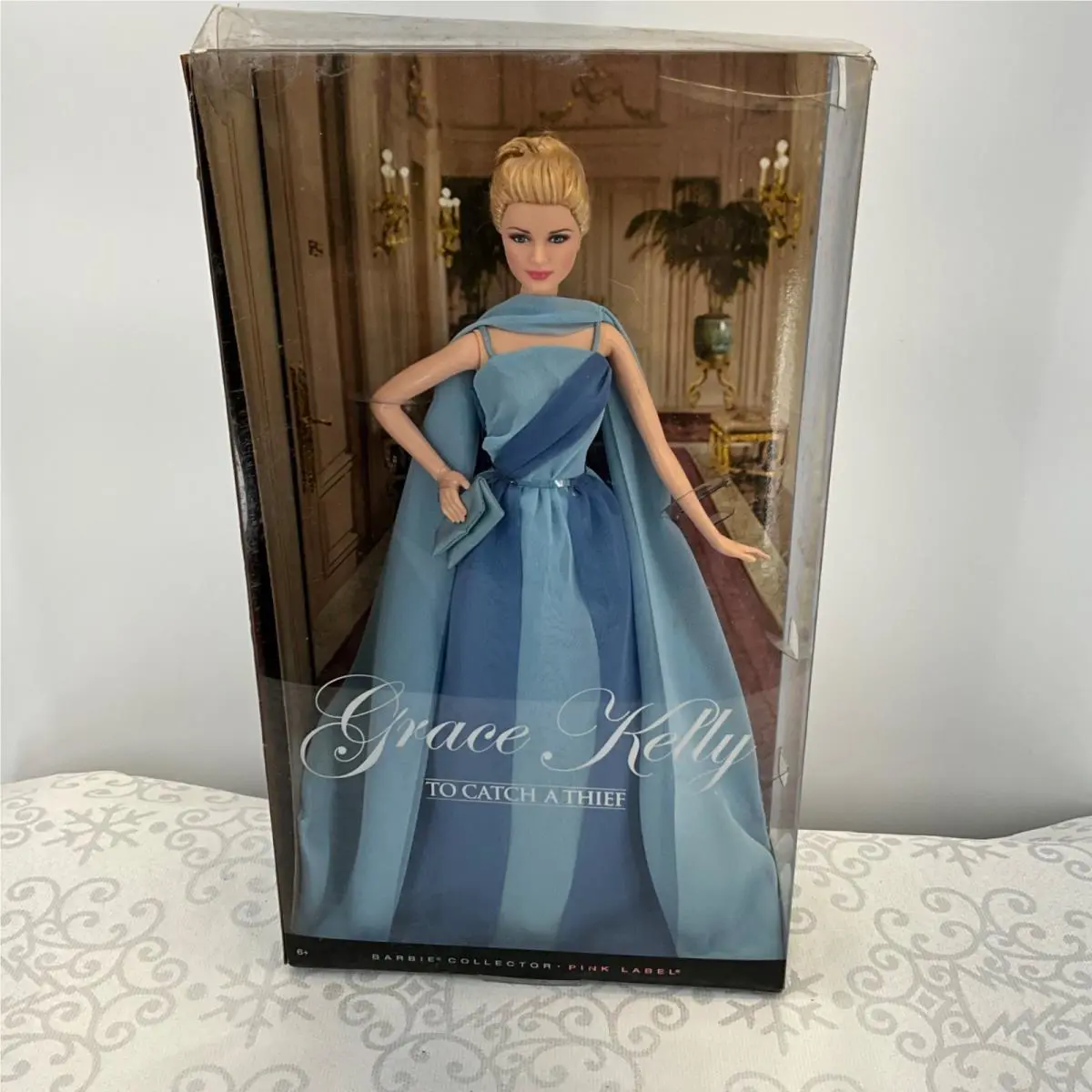 Barbie Grace Kelly To Catch A Thief 2011 Pink Label Collection T7903