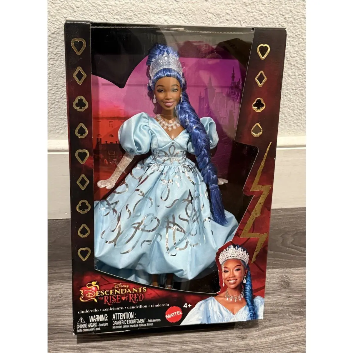 Disney Descendants 4: Rise of Red - Queen Cinderella Doll