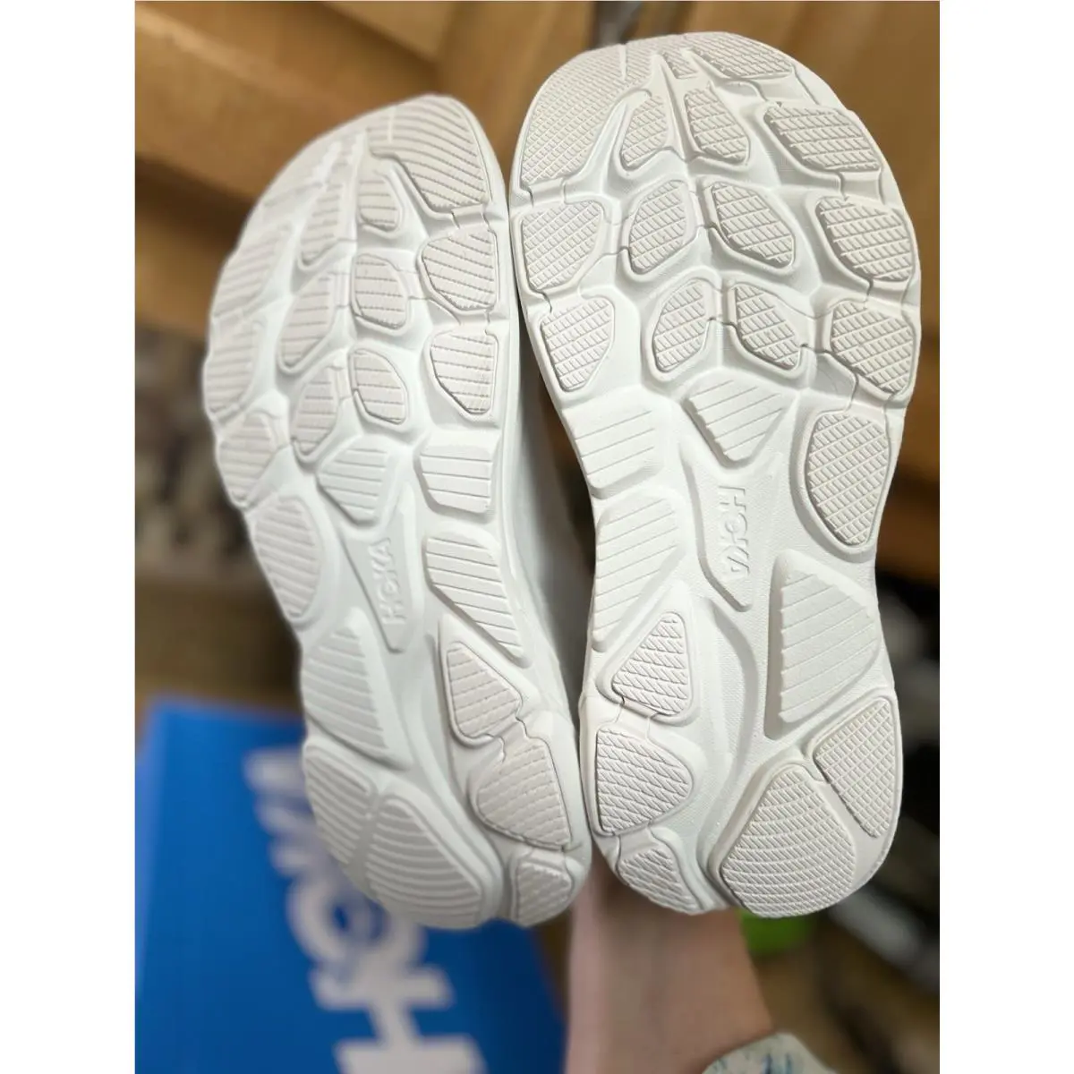 Hoka shoes - Hoka One One Clifton 8 - White 3