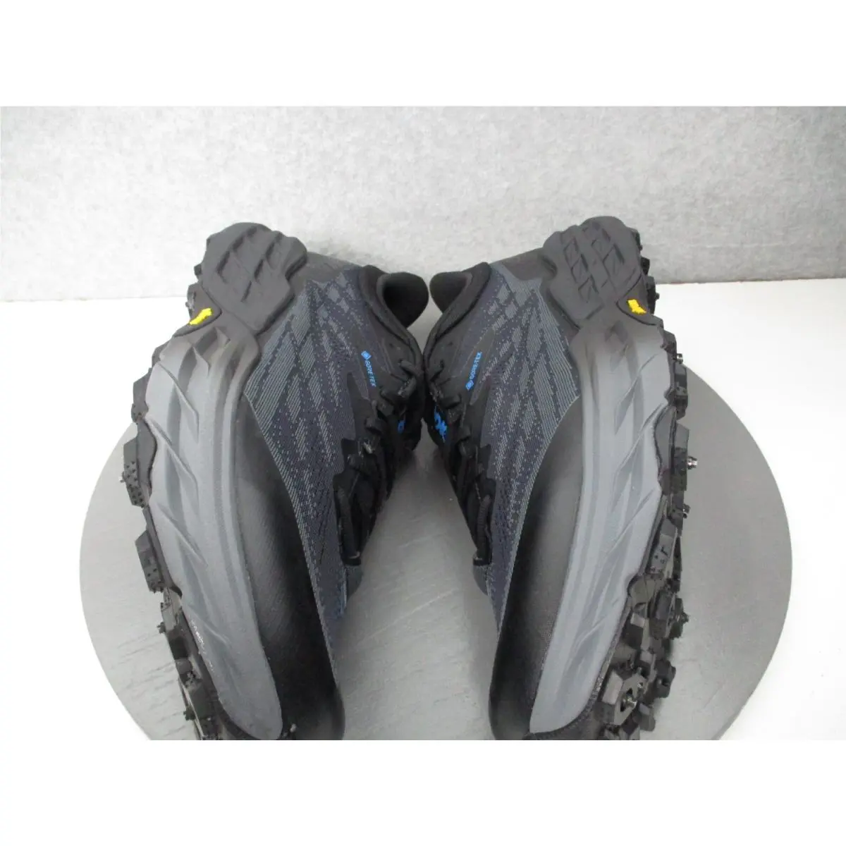 Hoka shoes - Hoka One One Speedgoat 5 - Black 6