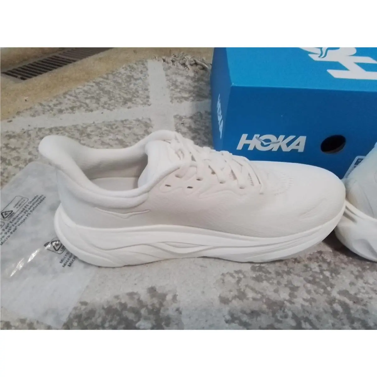 Hoka shoes - Hoka One One HOKA Arahi 8 - 1168691 - Birch/Alabaster 6