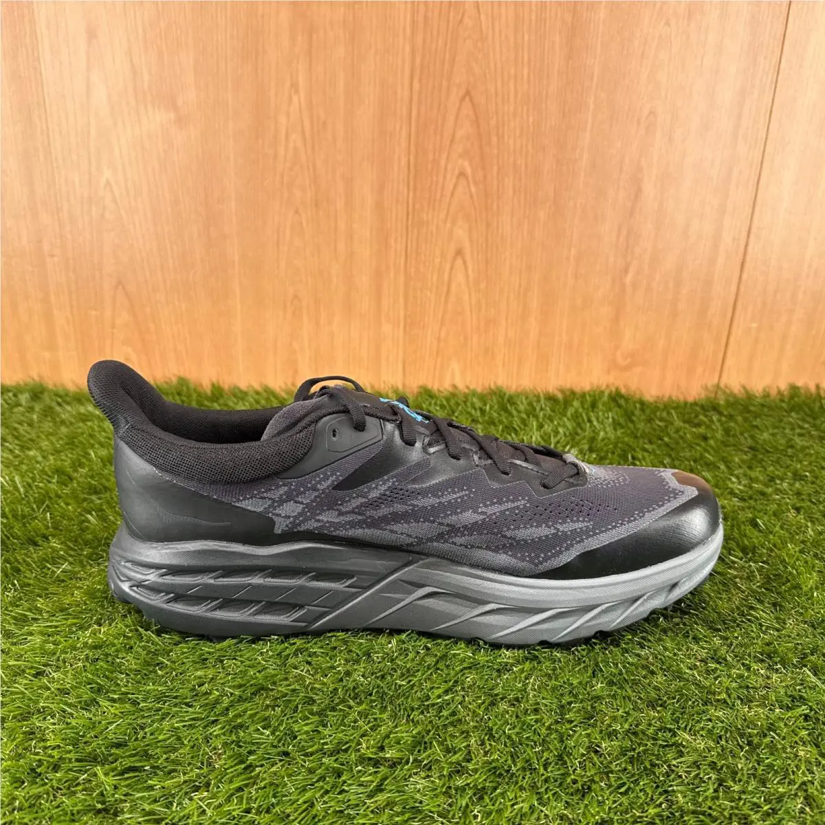 Hoka shoes - Hoka One One Speedgoat 5 Gore-Tex - 1133550-BBLC - Black (UPC: 195719646417) 6
