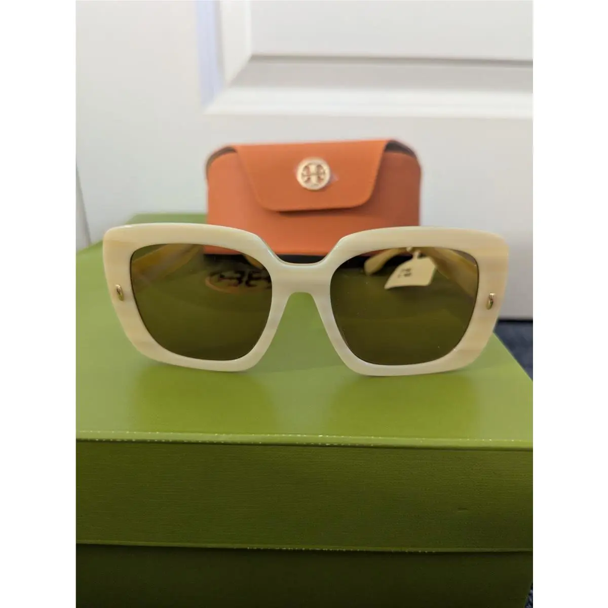 Tory Burch TY7193U Oversized Women`s Sunglasses Ivory Horn and Brown