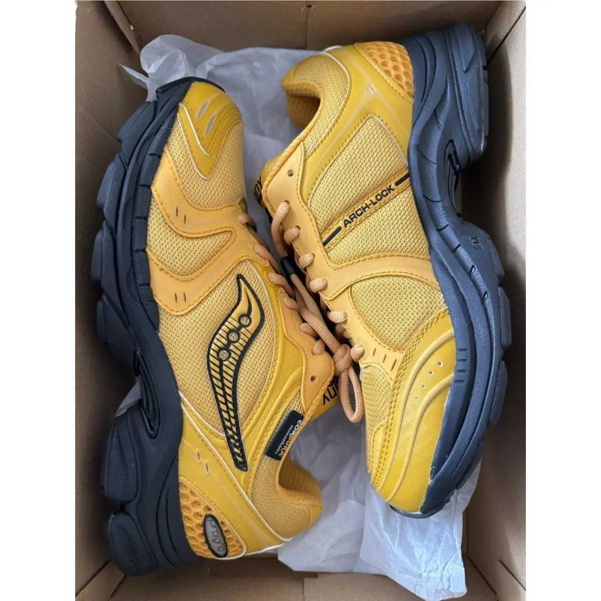 Saucony shoes - Saucony ProGrid Triumph 4 - ProGrid Triumph - Yellow 0