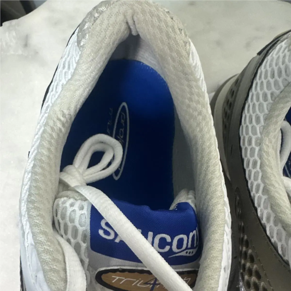 Saucony shoes - Saucony ProGrid Triumph 4 - ProGrid Triumph - S70704-25 - White (UPC: 0195021655411) 12