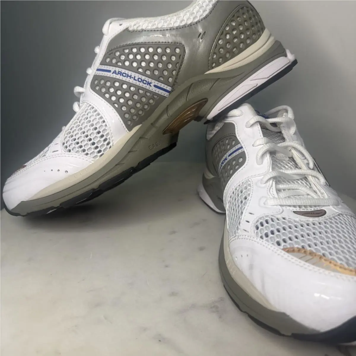 Saucony shoes - Saucony ProGrid Triumph 4 - ProGrid Triumph - S70704-25 - White (UPC: 0195021655411) 14