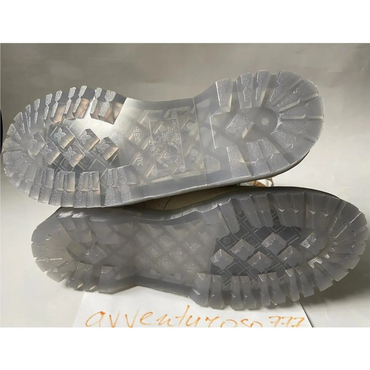 Dr. Martens shoes - Dr. Martens Pascal 1460 - Martens Pascal - 28014111 - Cream Smooth (UPC: 190665564242) 10